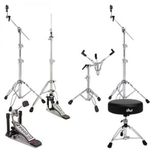 DW 9000 seriens fullt hårdvaruset, singel baspedal & trumstol